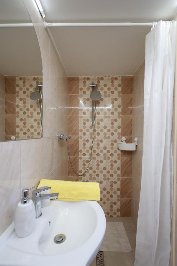 Vito Apartman Eger Bagian luar foto