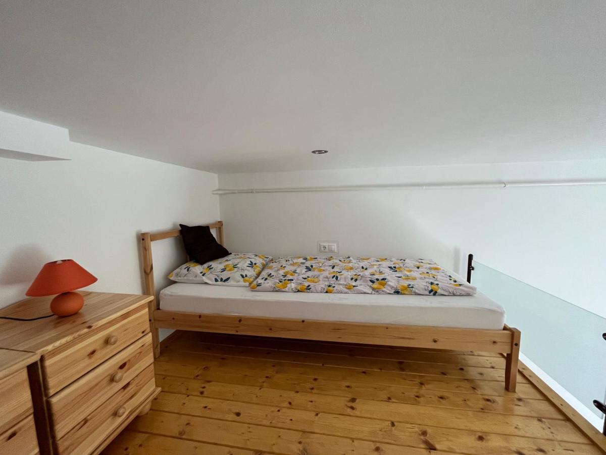 Vito Apartman Eger Bagian luar foto