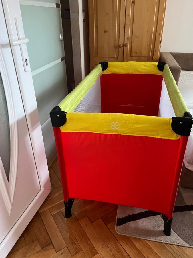 Vito Apartman Eger Bagian luar foto